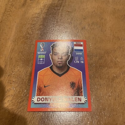 DONYELL MALEN Panini FIFA World Cup Qatar Sticker *SP RED PARALLEL