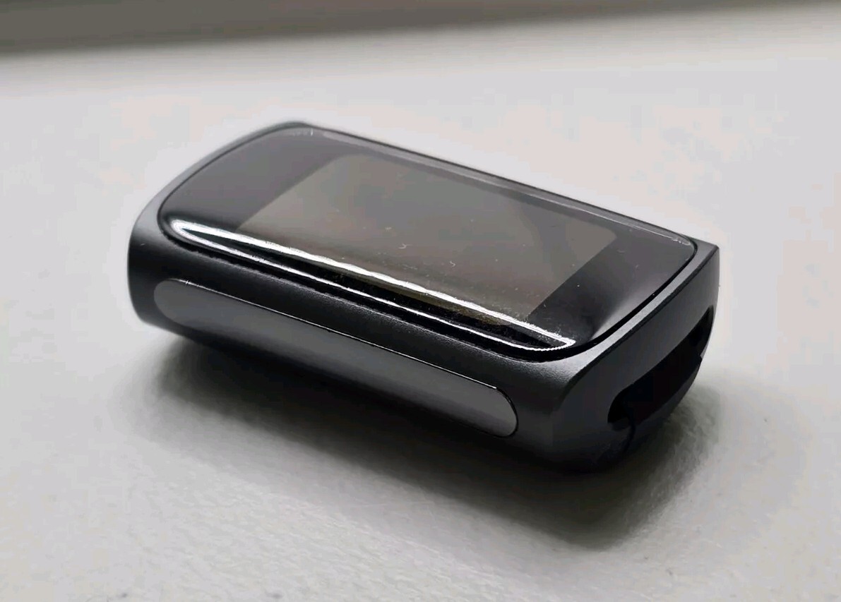 【新品未開封】fitbit Charge5 FB421BKBK-FRCJK Open Box Fitbit Charge 5 Fitness Tracker FB421BKBK - Black