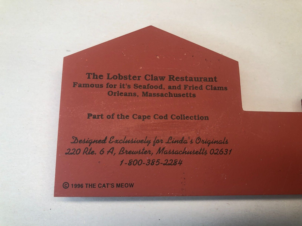 Cat’s Meow Cape Cod Series Shelf Sitter The Lobster Claw Restuarant