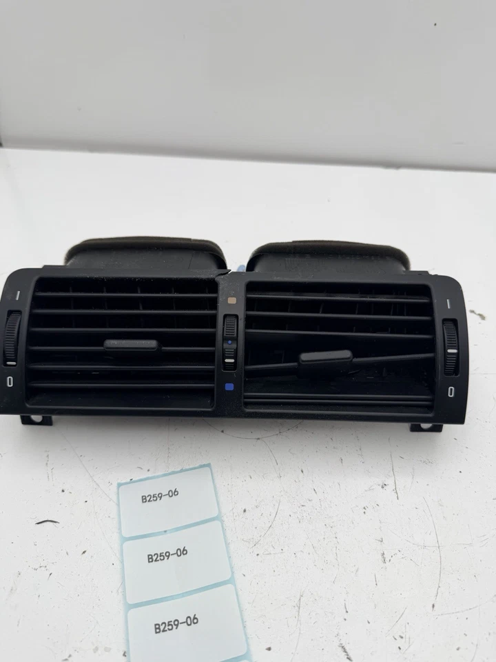 OEM 2000 BMW 323i 2,5 л центральное вентиляционное отверстие приборной панели 8361895 B259-06 - Изображение 4 из 4