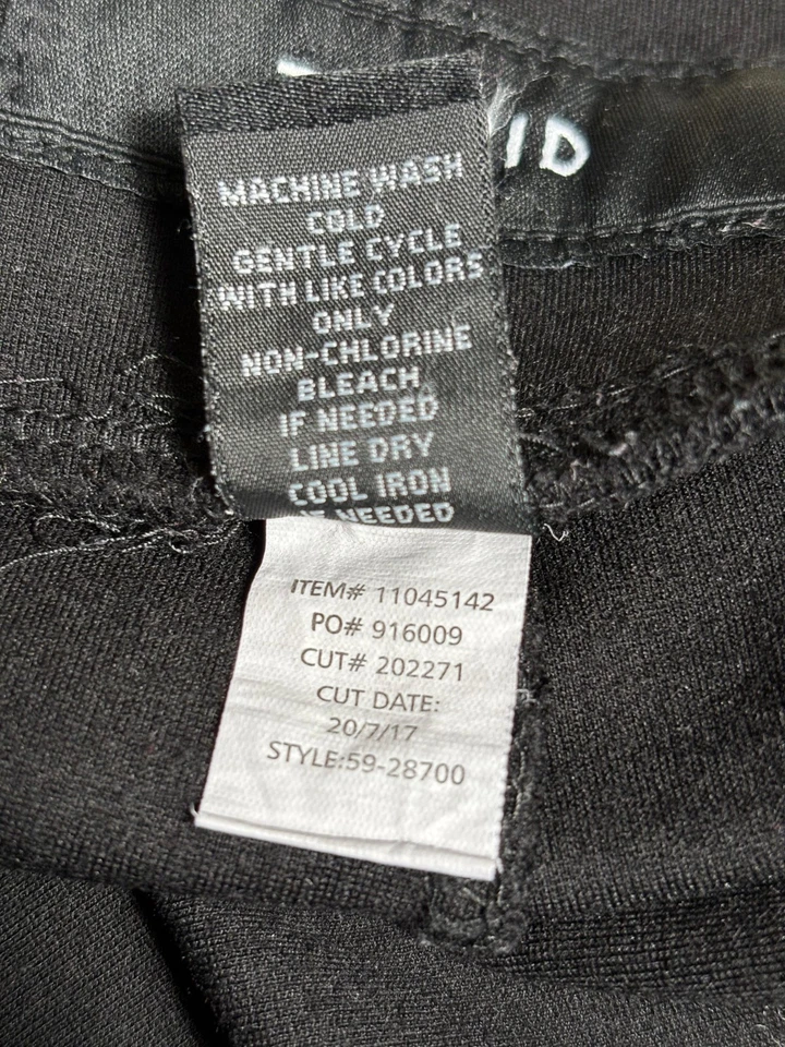 Torrid Leggings Black Luxe Ponte Lace Inset Pull On High Rise Womens Size 2 (2X) - Image 4 of 4