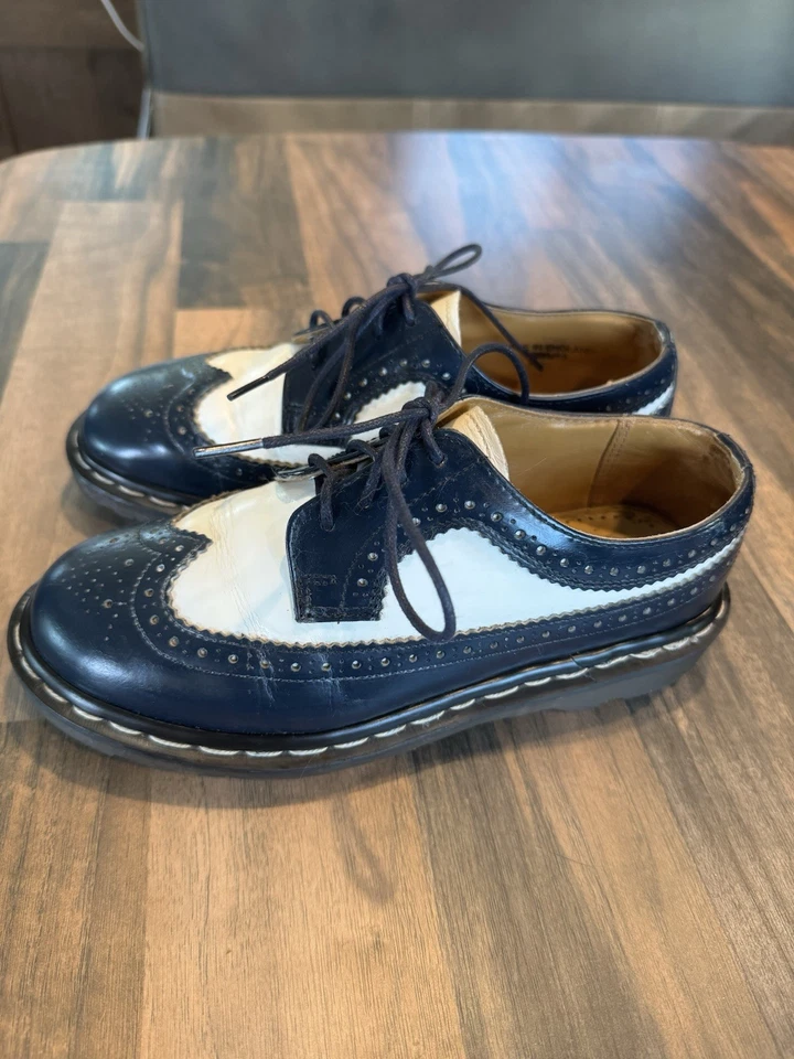 Zapatos de punta de ala Dr. Martens 3989 vintage - azul marino y blanco - Reino Unido 5 Foto 3 de 4