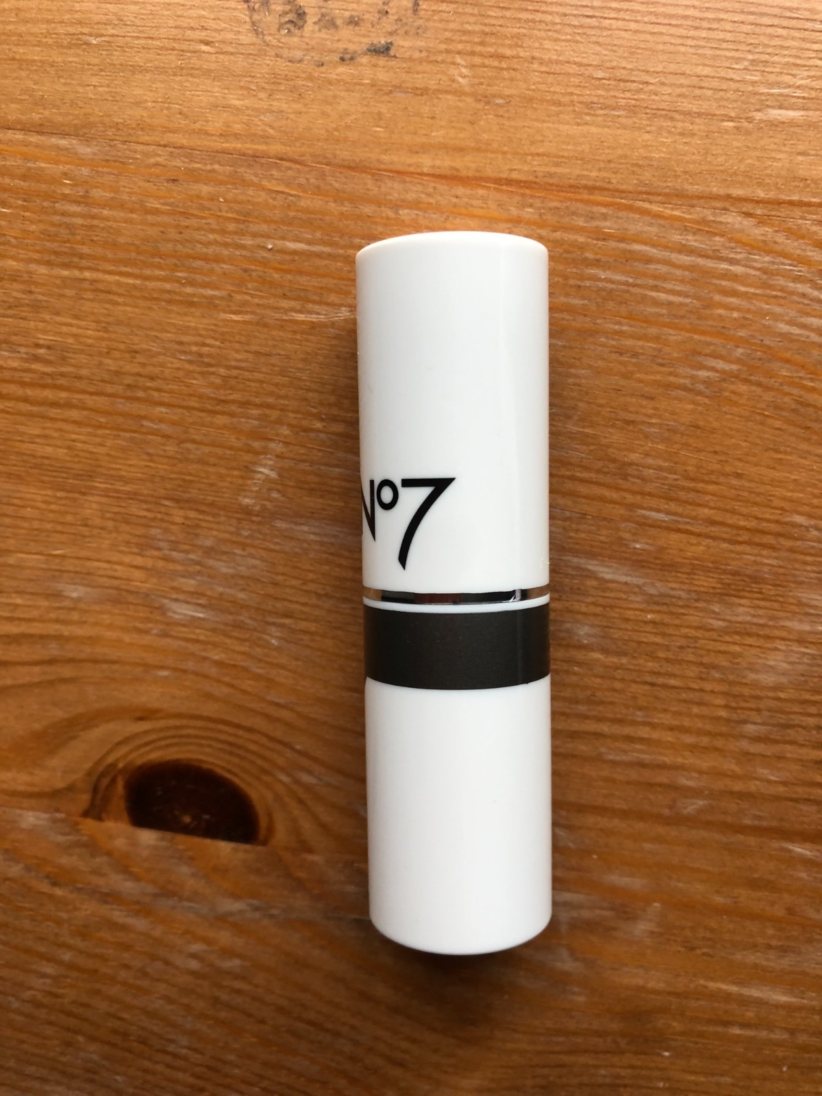 NO 7 MOISTURE DRENCH LIPSTICK, SHADE BLUSH