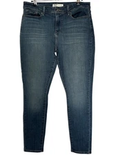 Signature Gold by Levi Strauss Soft MidRise Skinny Medium Wash Stretch Jeans 14S
