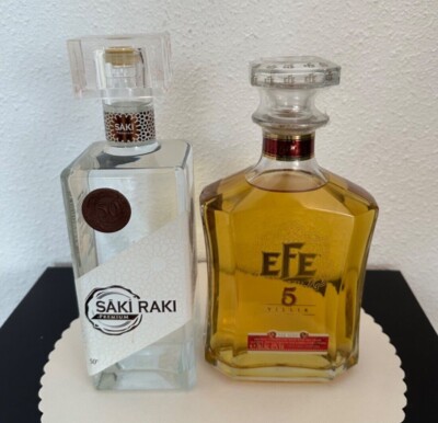 Saki Raki Premium und Efe Yillik 5 Jahre Raki 0,7L
