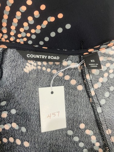 COUNTRY ROAD NAVY PATTERNED SHORT SLEEVE WRAP TOP SIZE XS - Bild 5 von 7