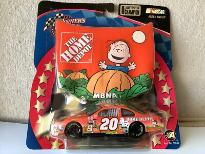 Die Cast Winners Circle 1:43 Nascar #20 Peanuts Tony Stewart (DG133-18R2/0)-2