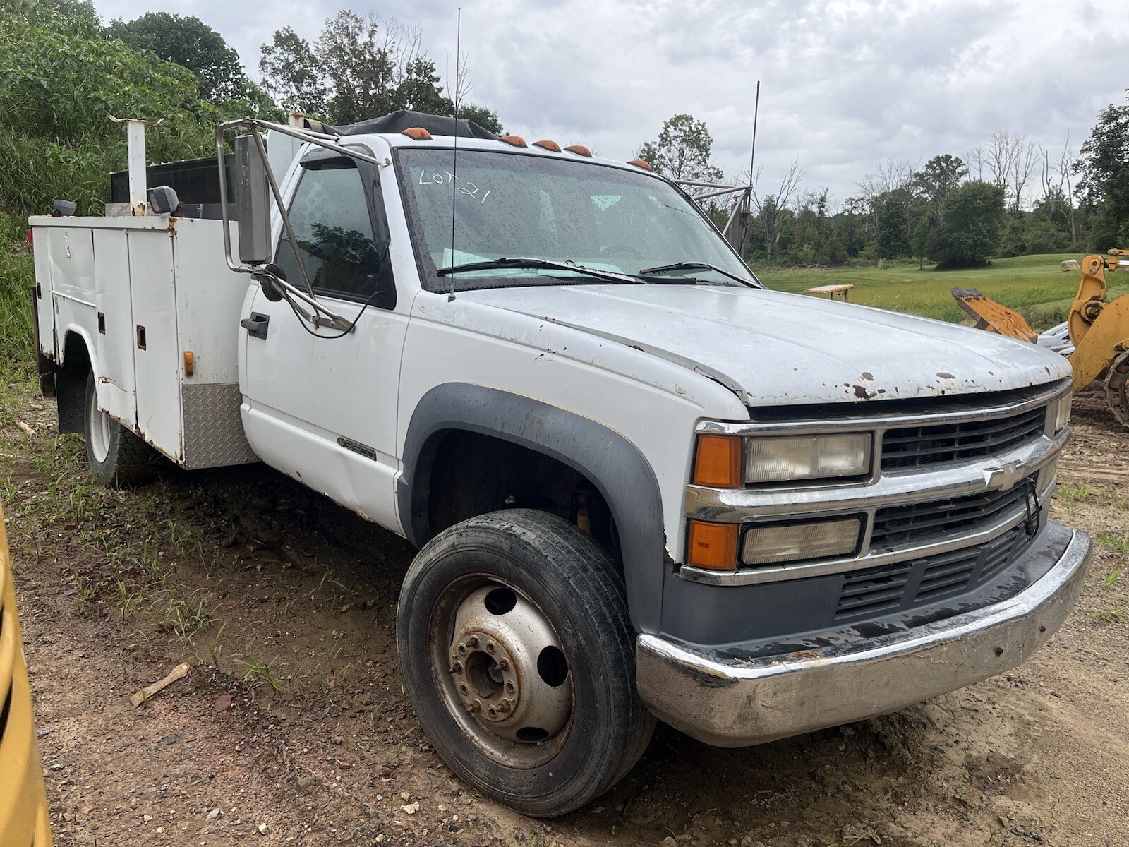 1997 GMC 3500 HD 6.5L Turbo Diesel Dually w/ Reading Utility Body Parts