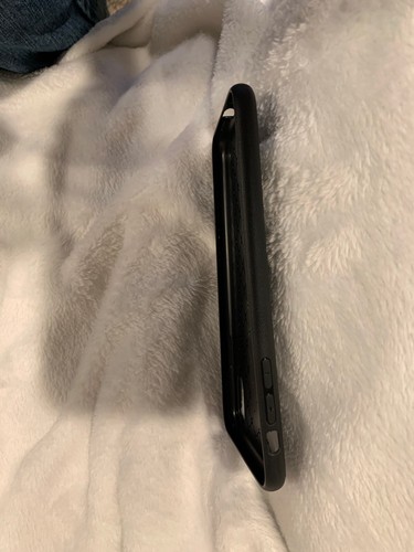 Apple iPhone XS Max Silicone Case - Black - Picture 3 of 7