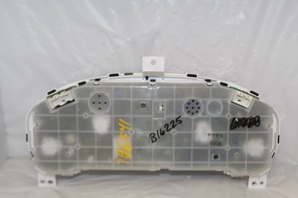 Speedometer Instrument Cluster Dash Panel Gauges 2011-2013 Mazda 6 91,683 Miles - Image 2 of 3