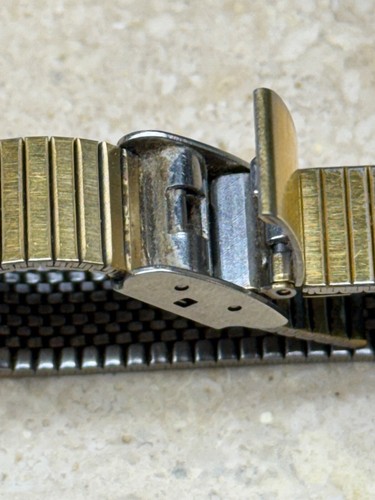 Vintage Lorus Quartz Wristwatch Women’s Gold Tone Watch Stainless V236-5010 READ - Picture 7 of 9