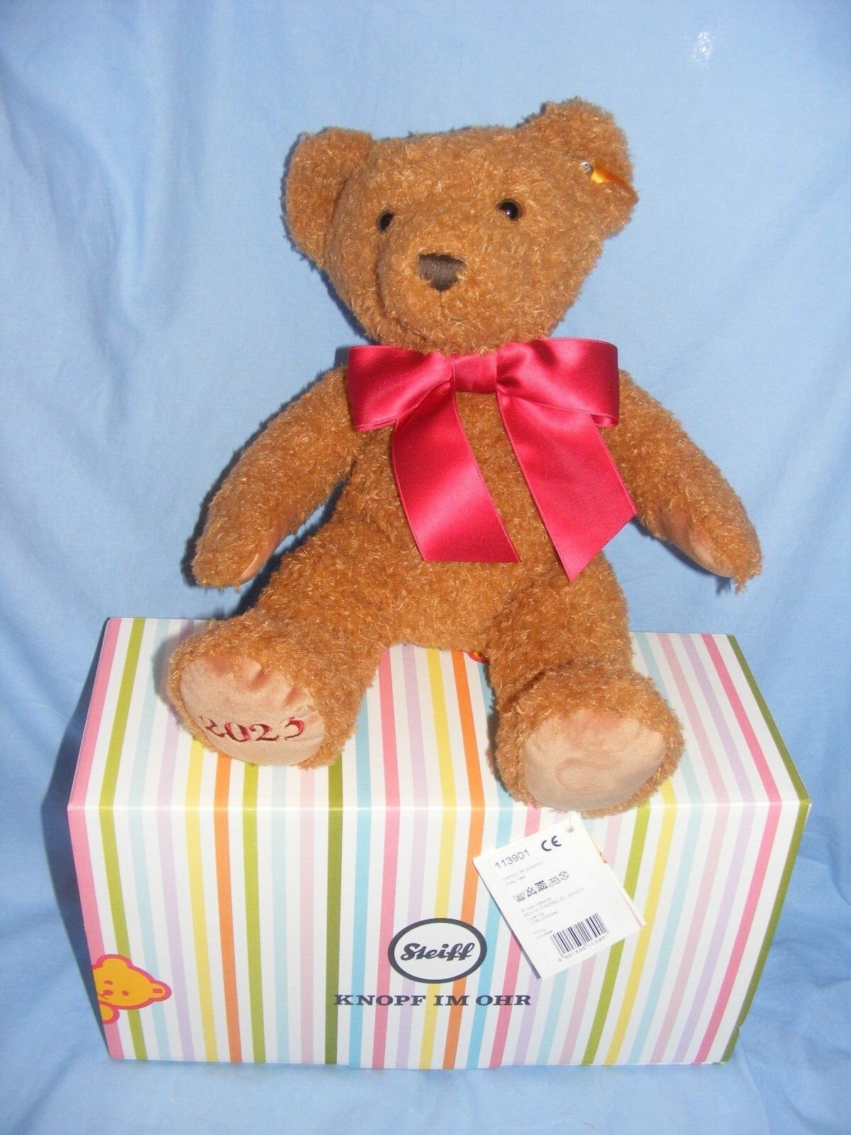 Steiff 2023 Cosy Year Bear 113901 Brand New Steiff Gift Boxed Brand New In Stock