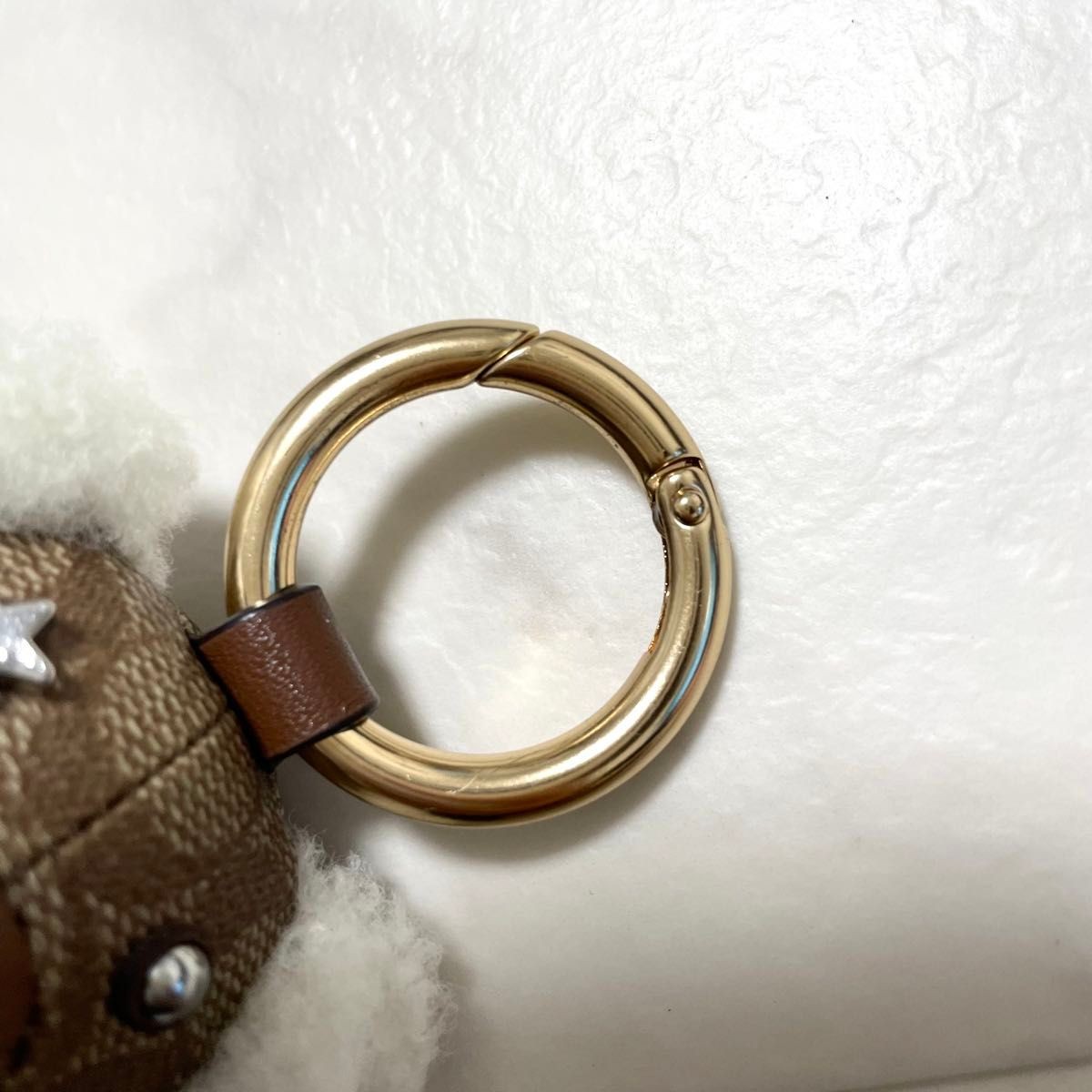Extremely beautiful coach Bear Keyring Signature … - image 11