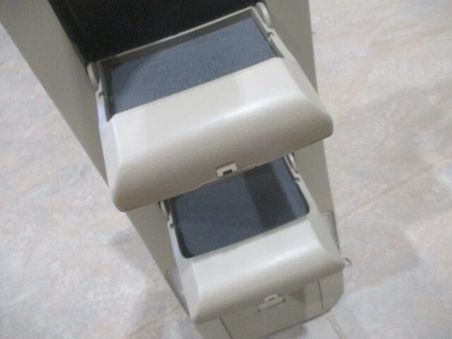 Consola de techo superior Toyota Tundra con luces OEM LKQ Foto 2 de 4