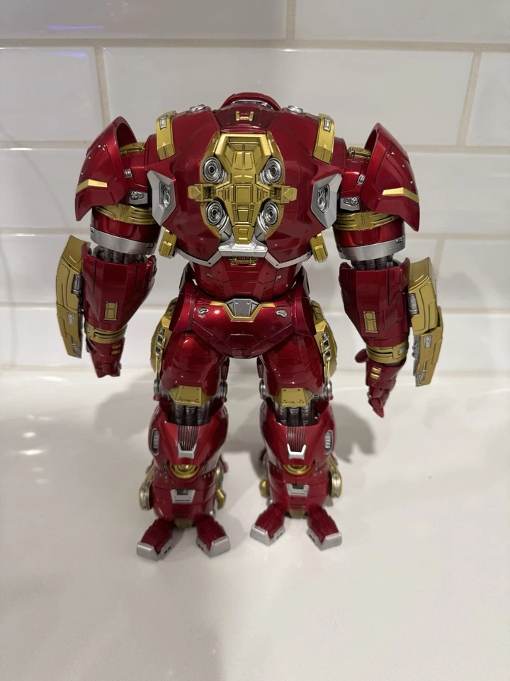 Figura de acción Iron Man Hulkbuster Avengers Age of Ultron No.020 MEDICOM TOY Foto 2 de 4