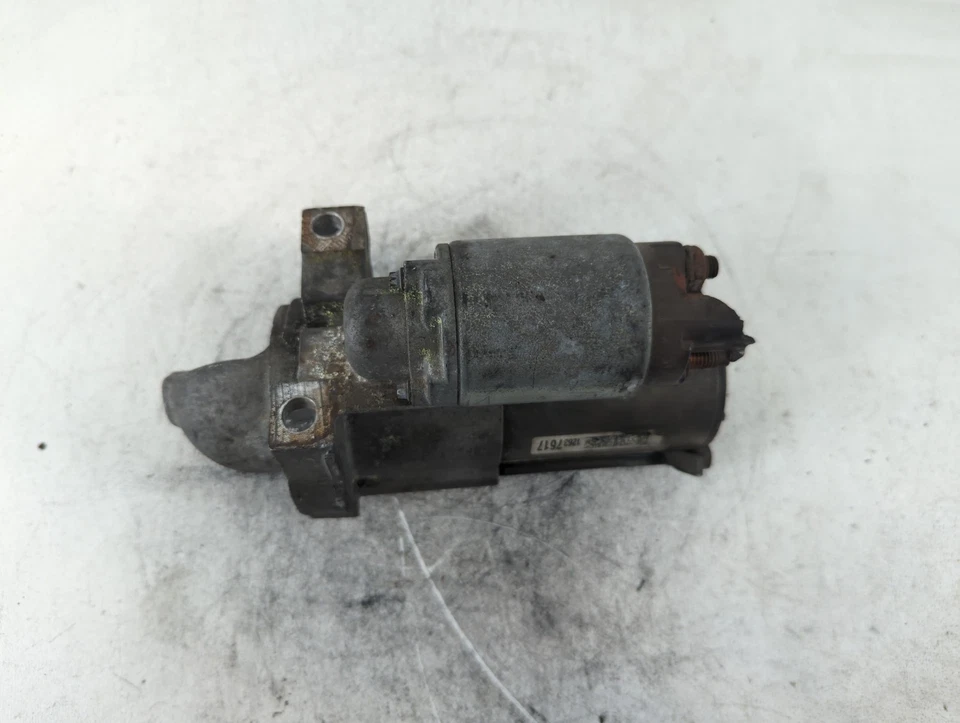 Solenóide motor de arranque de carro 2009-2014 Gmc Yukon Xl 1500 fabricante de equipamento original RQGSI - Imagem 2 de 4