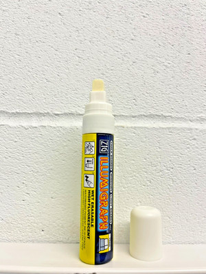 Kuretake ZIG Illumigraph PMA-720 Wet Erasable Liquid Chalk Pen 15mm   White