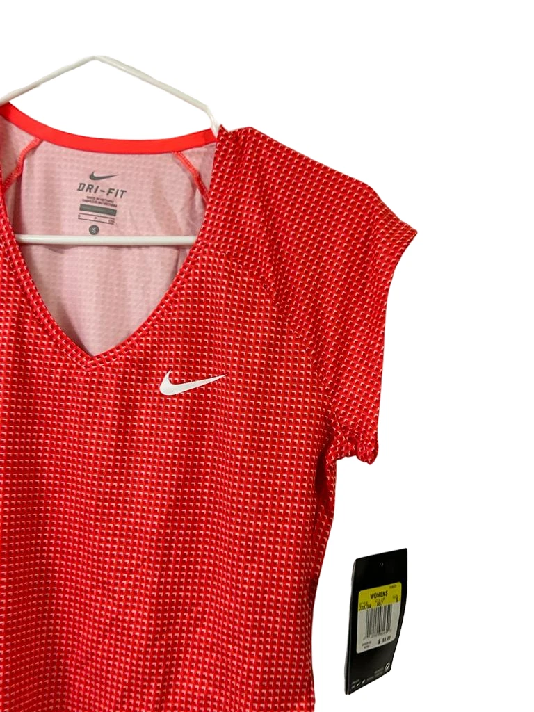 Nike court hotsell pure t shirt