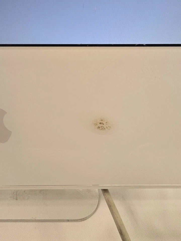 Apple A1173 17 Inch All-in-One Desktop iMac STUCK IN BOOT LOOP NON WORKING  - Image 4 of 4