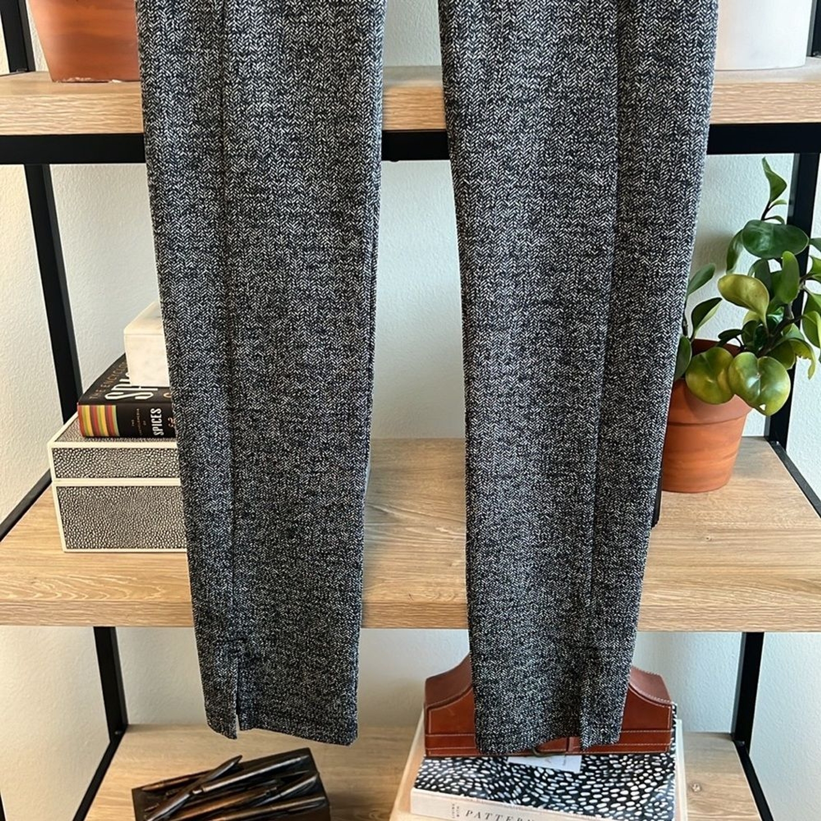 Athleta Herringbone Mercer Compression Leggings, … - image 4