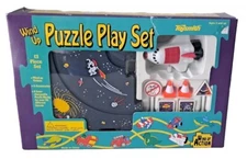  Wind Up Puzzle Play Set 2- Spaceship & Cable Car- Spaceship Brand New Toysmith