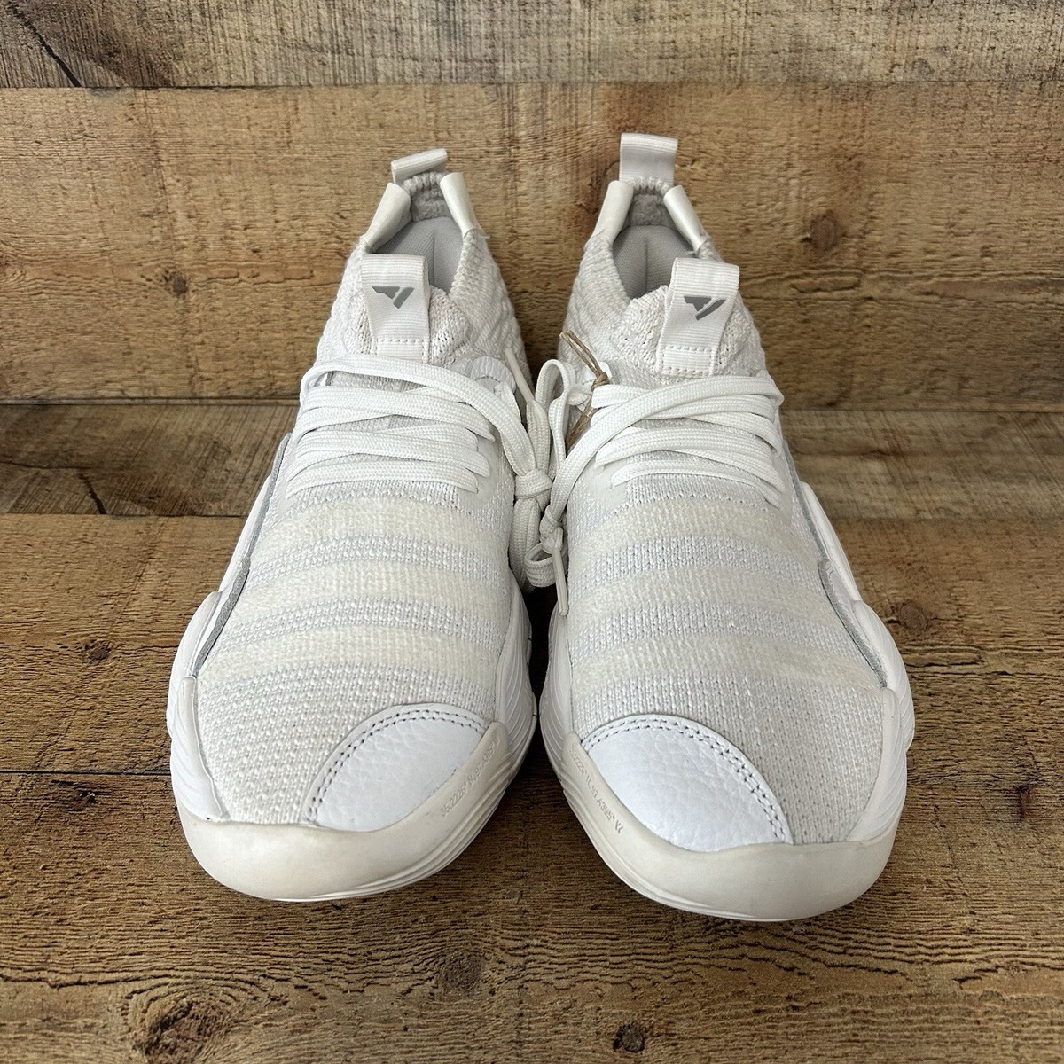 Adidas Basketball Shoe Sneaker Mens 6.5 = Women display picture 1