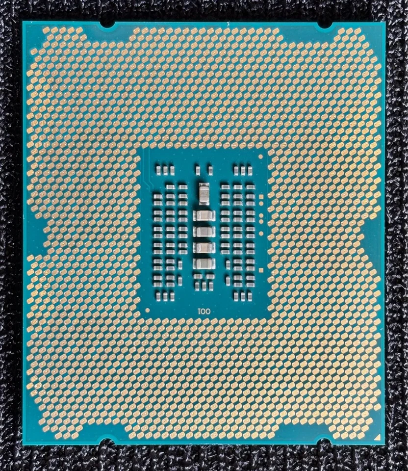 Procesador CPU Intel Xeon E5-1650v2 6 núcleos 3,5 GHz SR1AQ LGA2011 Foto 2 de 2