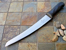 Victorinox Bread/Bakers Knife 10" Curved Blade Fibrox Non-Slip Handle  New