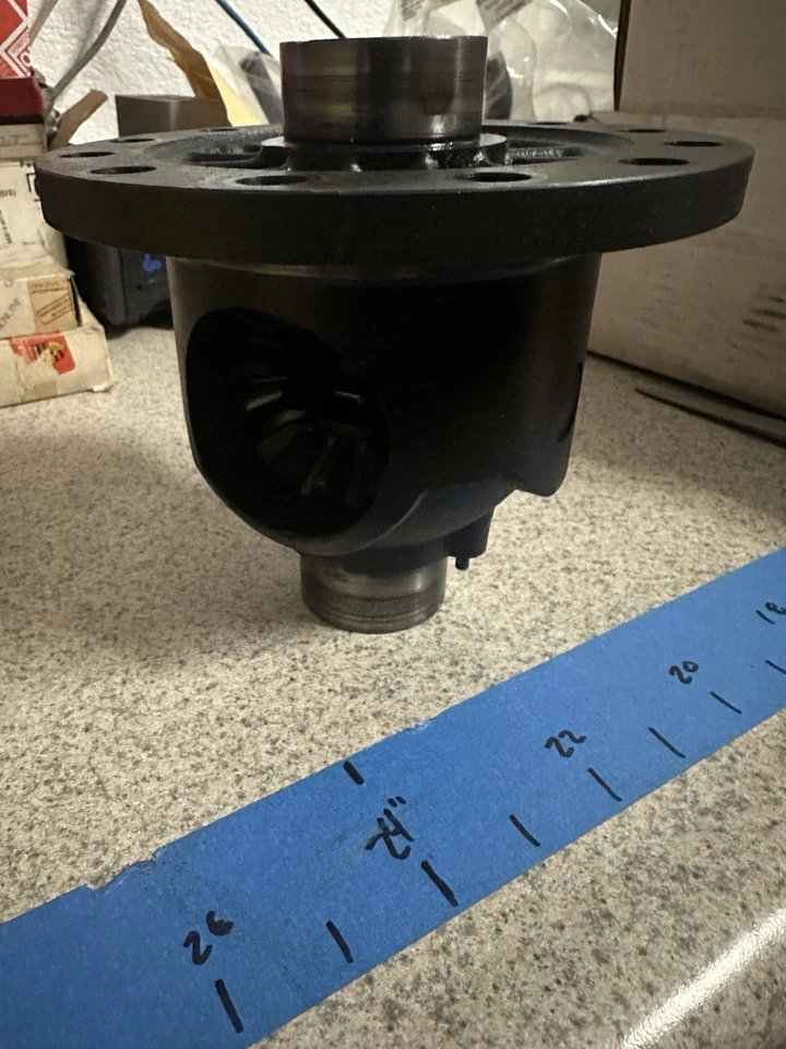 Carcasa diferencial transmisión Porsche 911 930 12 pernos TRANSAJE DIFF 915 Foto 2 de 3