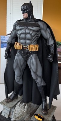 Custom and Rare SDZ Studios DC Comics Batman 1/4 Statue ES: 45/88
