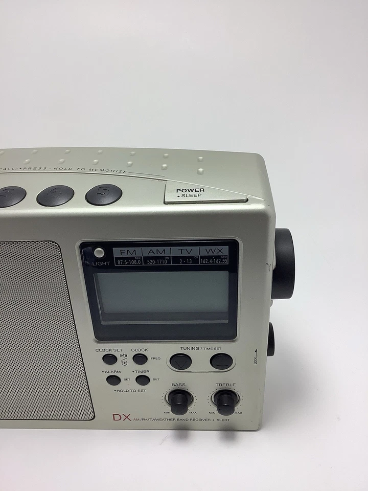 Radio meteorológica SANGEAN CC Plus DX AM FM AUX luz de trabajo arañazos Foto 3 de 4