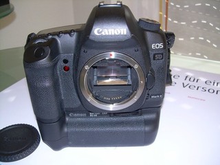 Canon EOS 5D Mark II Digitalkamera 21.1MP Camera 5DII nur 21900 Auslösungen