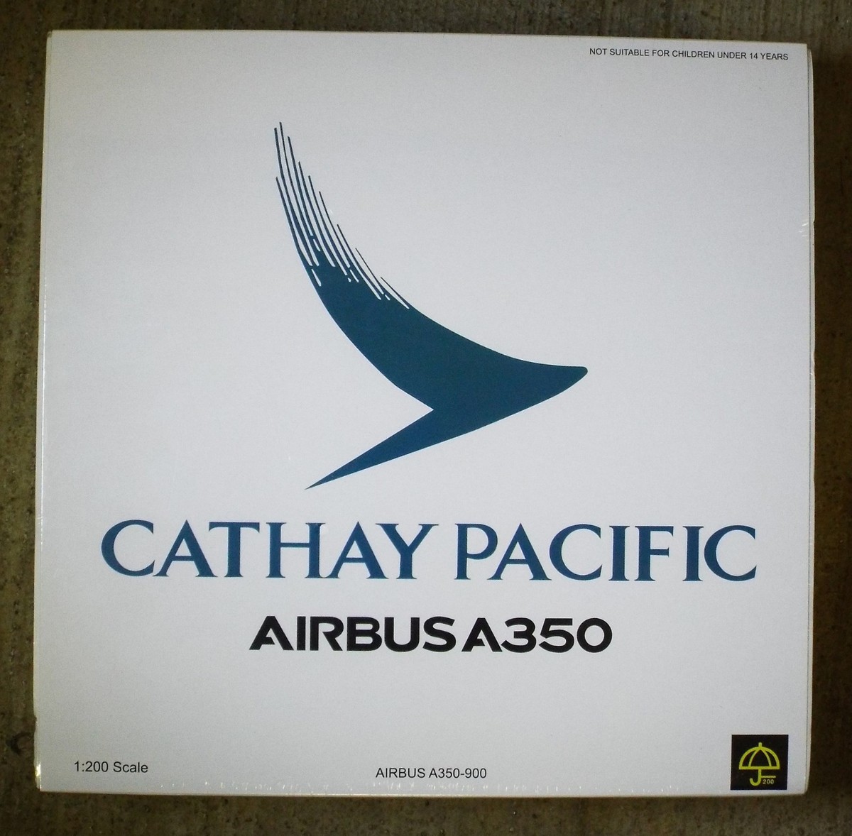 1/200 Diecast Cathay Pacific A350-900 Flaps Up Jet-X #JFD352UP