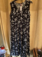 Very Black Daisy Print Sleeveless Long Dress - UK 22 - Brand New With Tags