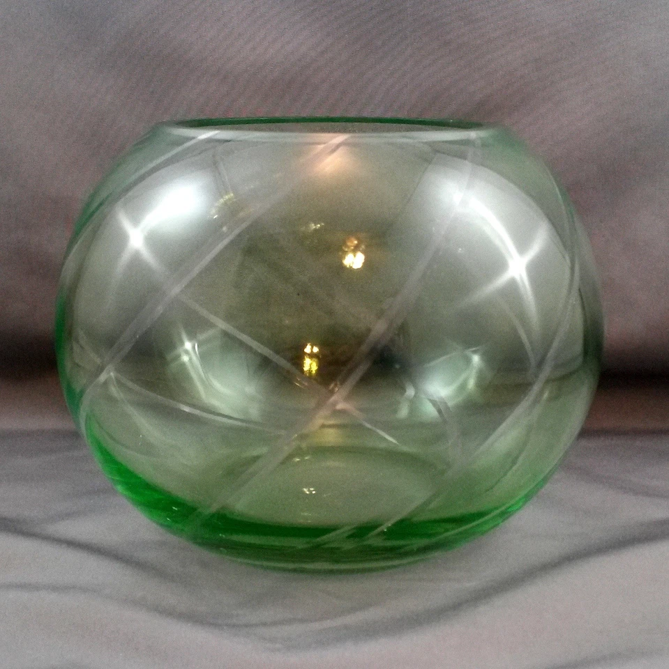 Light Green Cut to Clear Crystal Rose Bowl  6in Votive Tea Light - Image 2 of 4