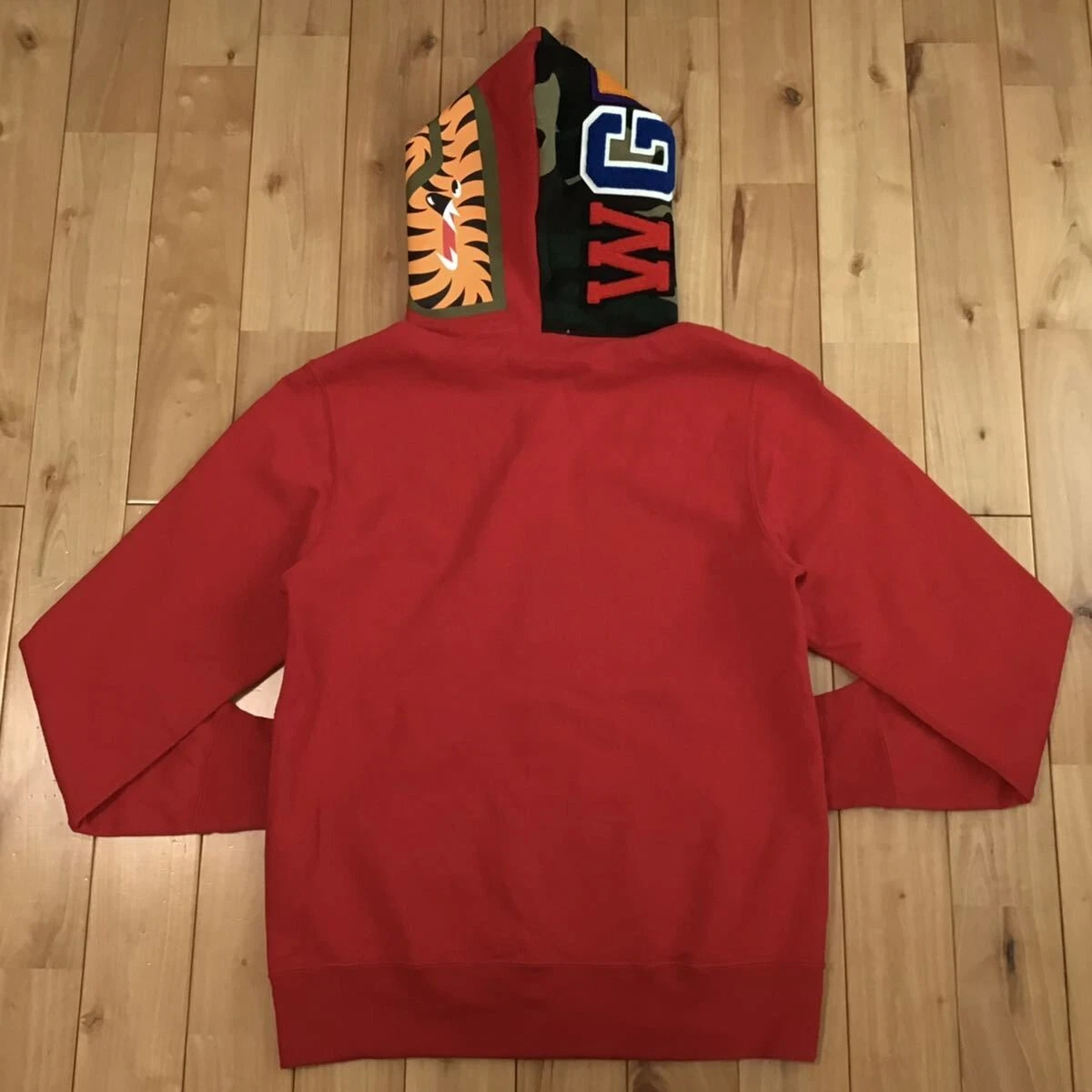 Red bape cheap shark