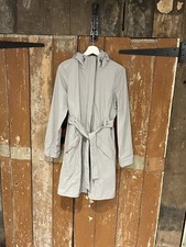 Eastern Mountain Sports Hooded Jacket Women's Size Small Grey Collared Belted