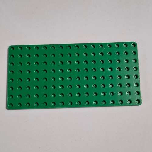 Lego Base Plate Building Board 8 x 16 Studs Green - Genuine (3865) - Picture 2 of 2