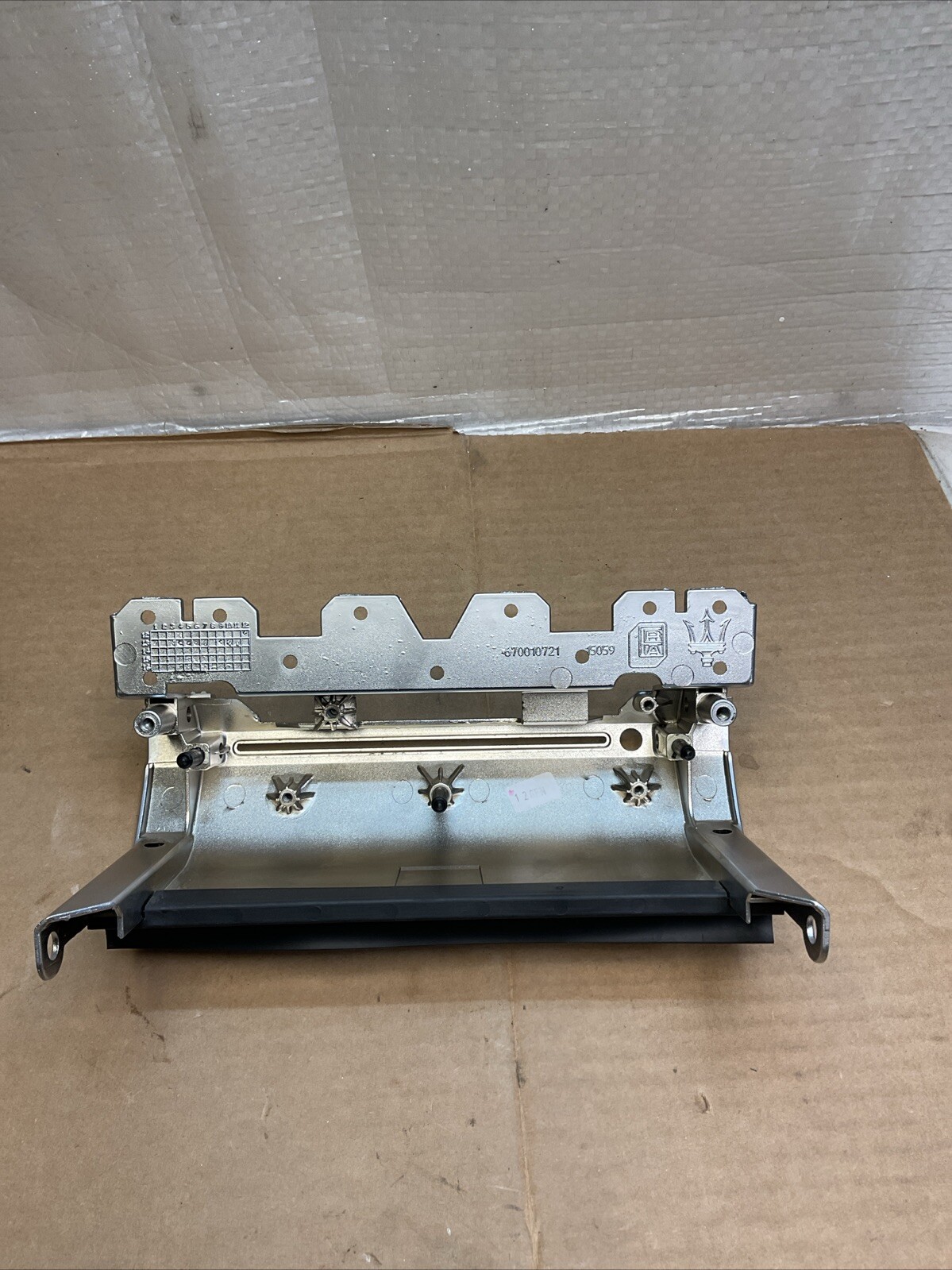 14-18 Maserati Quattroporte Dash Dashboard Metal Bracket Mount OEM 670010721
