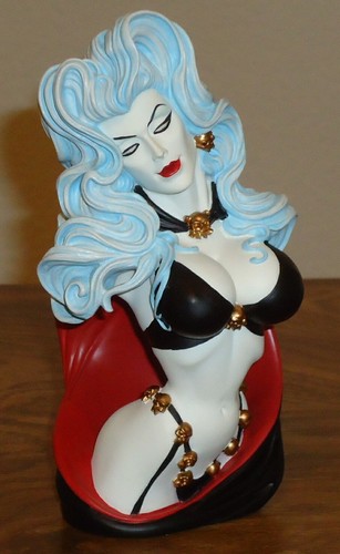 Lady Death Bust - Picture 9 of 12