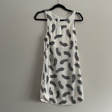 H & M Women SZ 2 Ivory & Black Leaf Print Sleeveless Shift Dress NWT