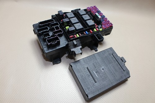 03 FORD EXPEDITION NAVIGATOR FUSE BOX RELAY BLOCK 3L7T-14A067-AC **REPLACED 2019 - Picture 1 of 11