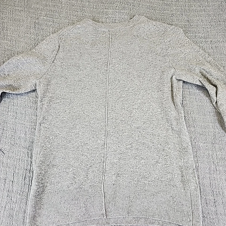 Camisa Feminina Banana Republic Italiana Merino Blend Manga Longa Tamanho XS Cinza - Imagem 4 de 4