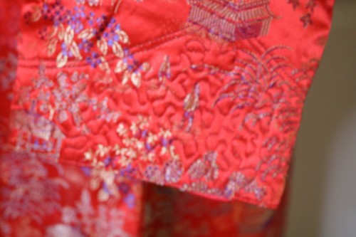 Carruagem Dourada Chinese Asian Red Robe Sz 48 Made in Macau Chest 44" - Picture 10 of 15