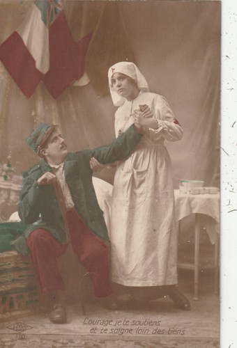 AK Rotes Kreuz (14) -1914- Französiche -RK-Schwester + 1 Soldat m. Fahne