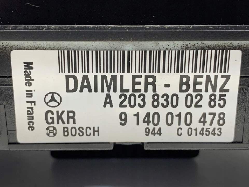 MERCEDES W203 C230 C320 MANUAL CLIMATE CONTROL HEATER AC UNIT - Image 4 of 4