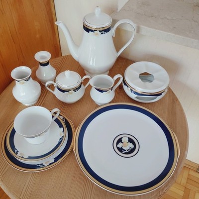 Christineholm Fine Bone China Porzellan  Royal Orchid    28 tlg. Kaffeeservice +