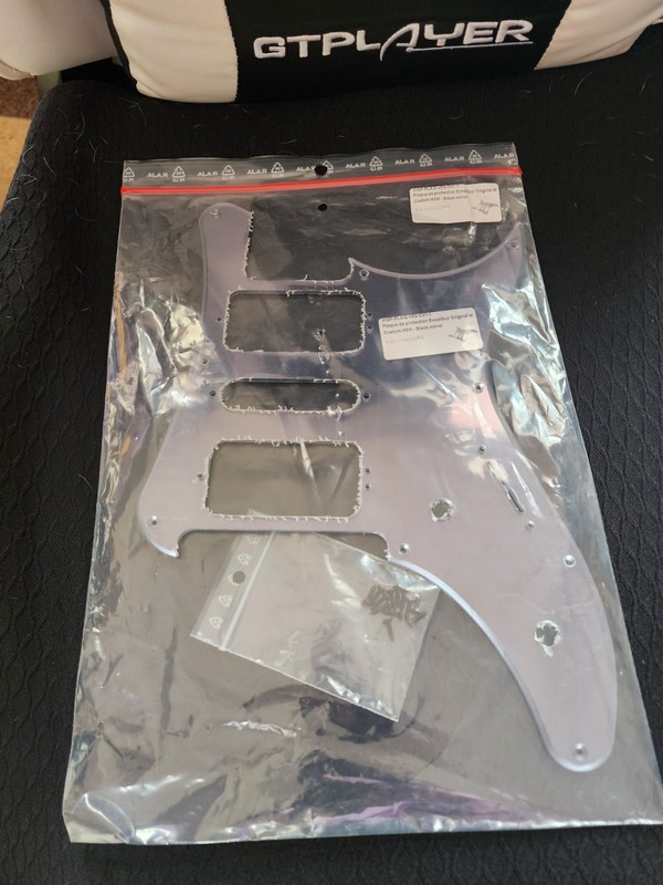 Vigier Excalibur Original Pickguard - Black Mirror
