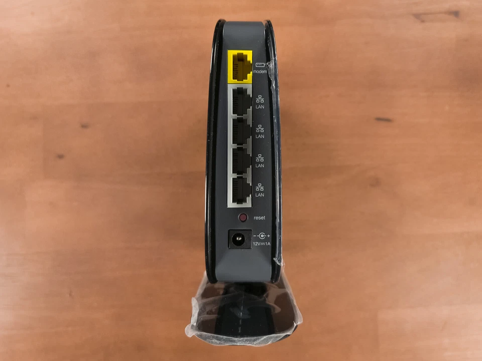 Belkin N450 4-Port 10/100 Wireless Router F9K1105v3 TESTED (NO POWER CORD) - Image 3 of 4