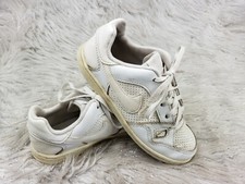 Nike Son Of Force Youth Size 2 Low Top Sneaker Shoes 615152-109 Triple White